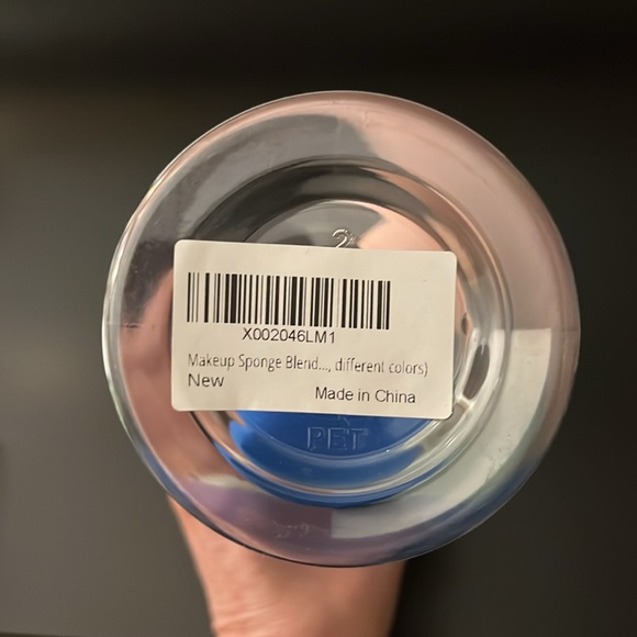 Getter Makeup Sponge - Picture 4 of 4